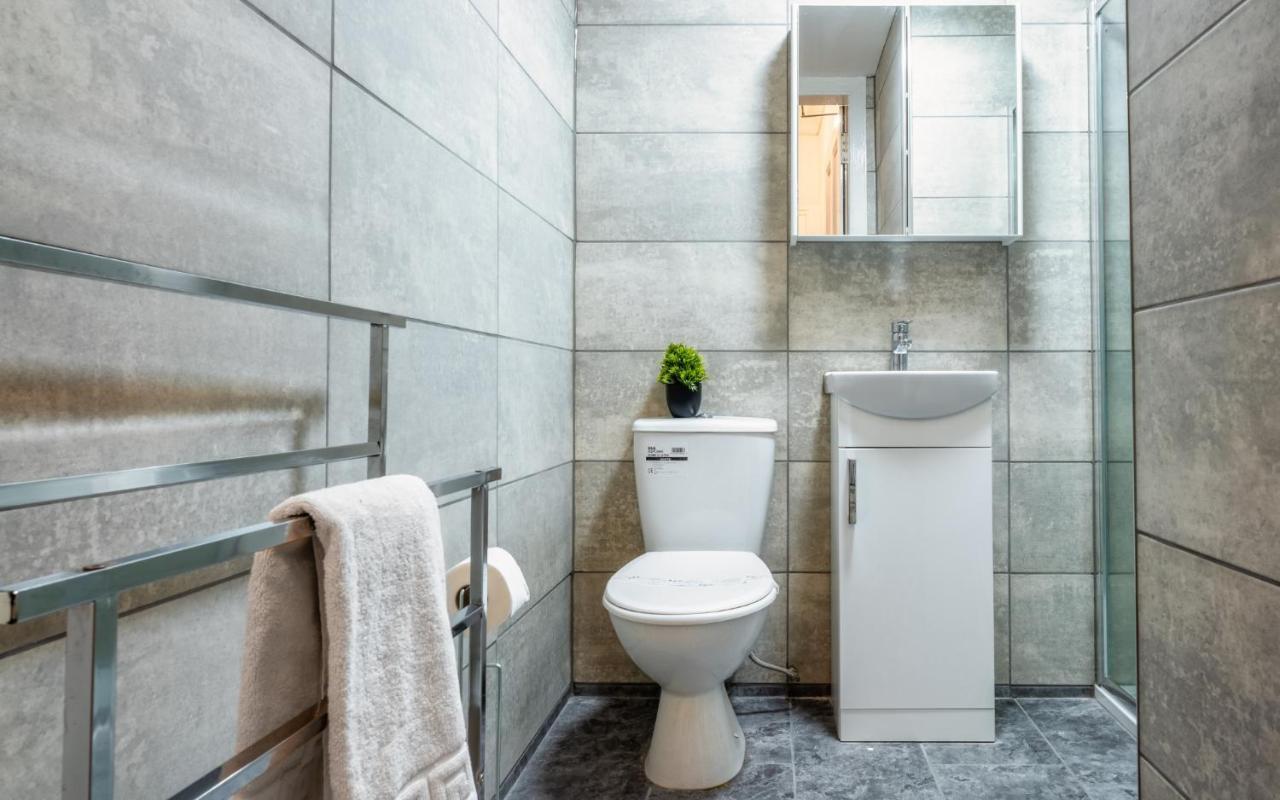 Dalhousie Upper Villa Глазгоу Екстериор снимка