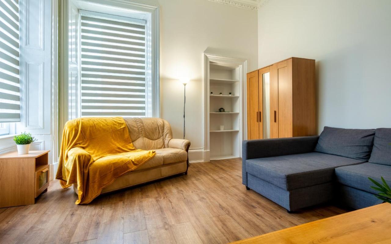Dalhousie Upper Villa Глазгоу Екстериор снимка