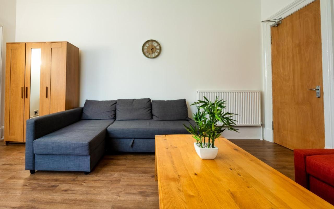 Dalhousie Upper Villa Глазгоу Екстериор снимка