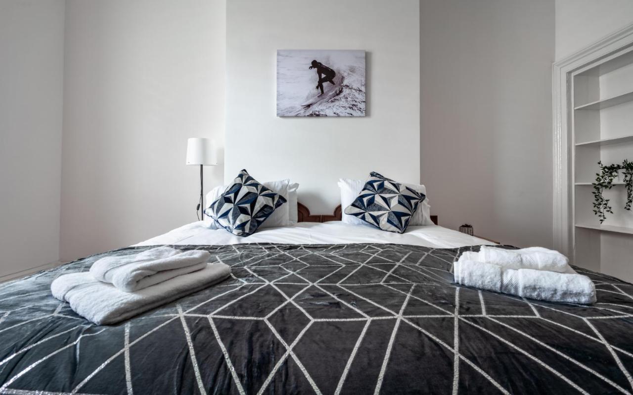 Dalhousie Upper Villa Глазгоу Екстериор снимка